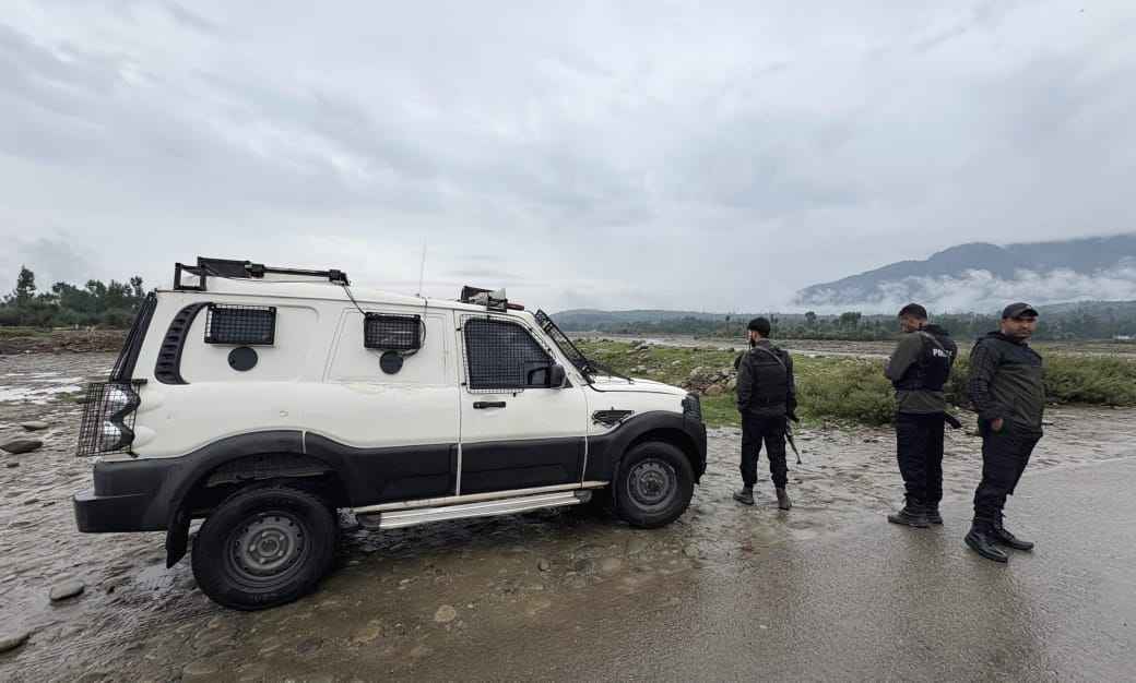 Two terrorists killed, 3 soldiers injured in encounter in J-K's Kulgam